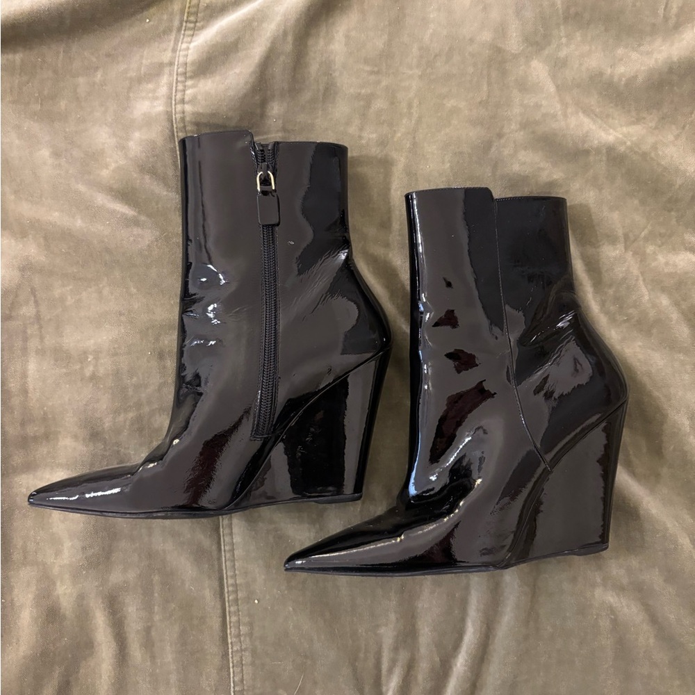 Stuart Weitzman Ankle Boots